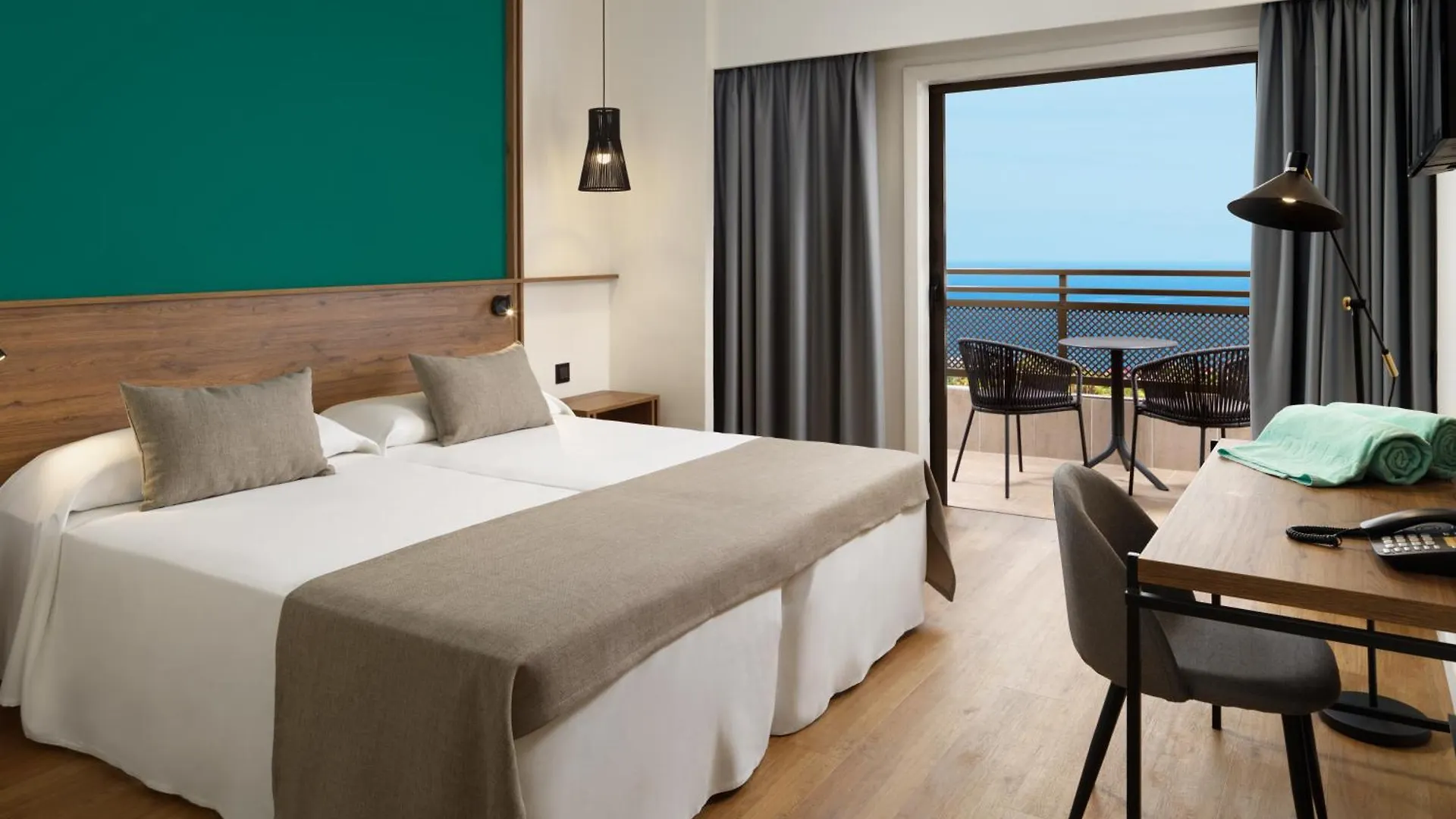 Fergus Puerto De La Cruz Hotel